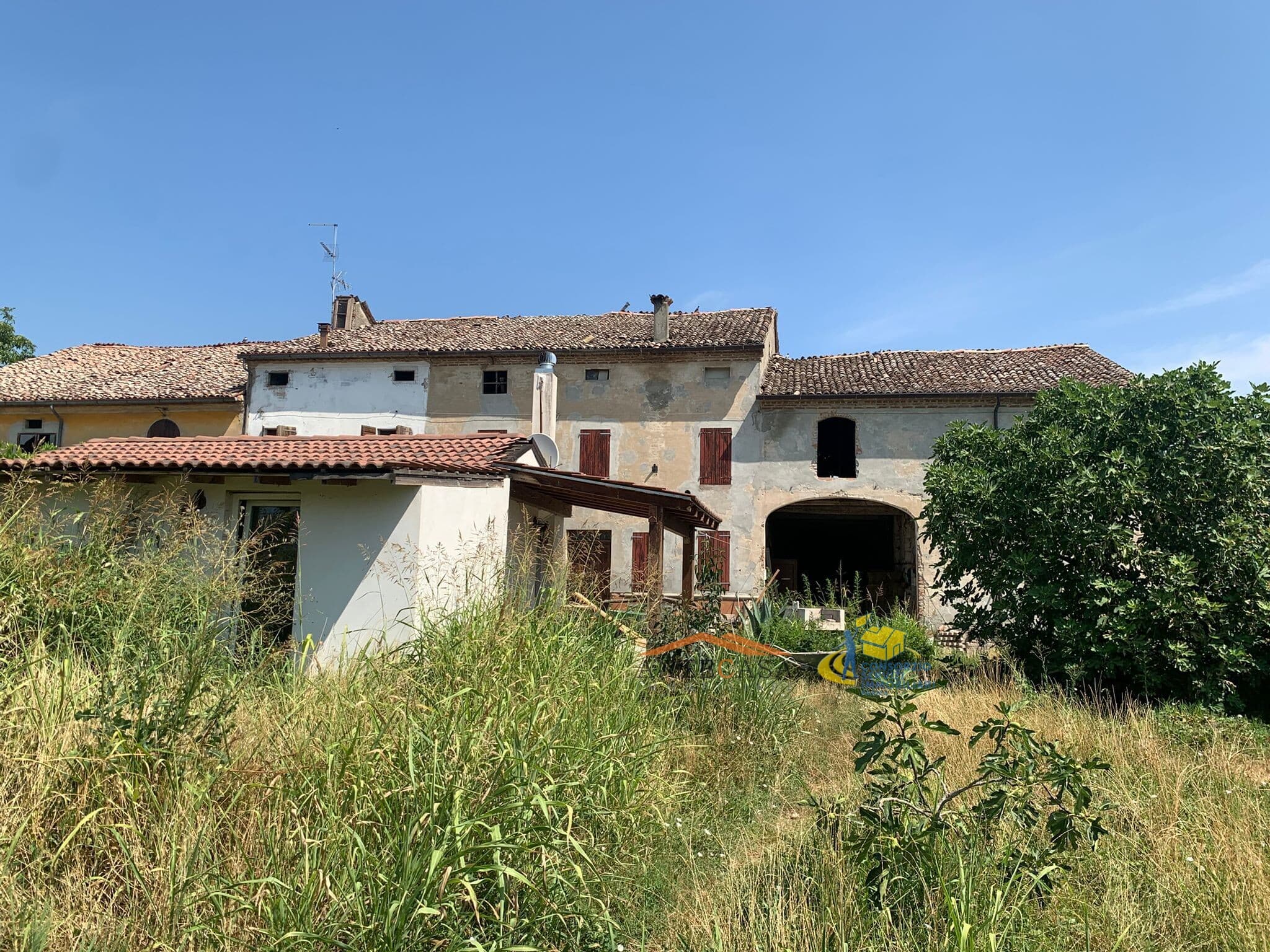 Casale semindipendente da ristutturare · Boretto · Rif. CSL01 · foto 6