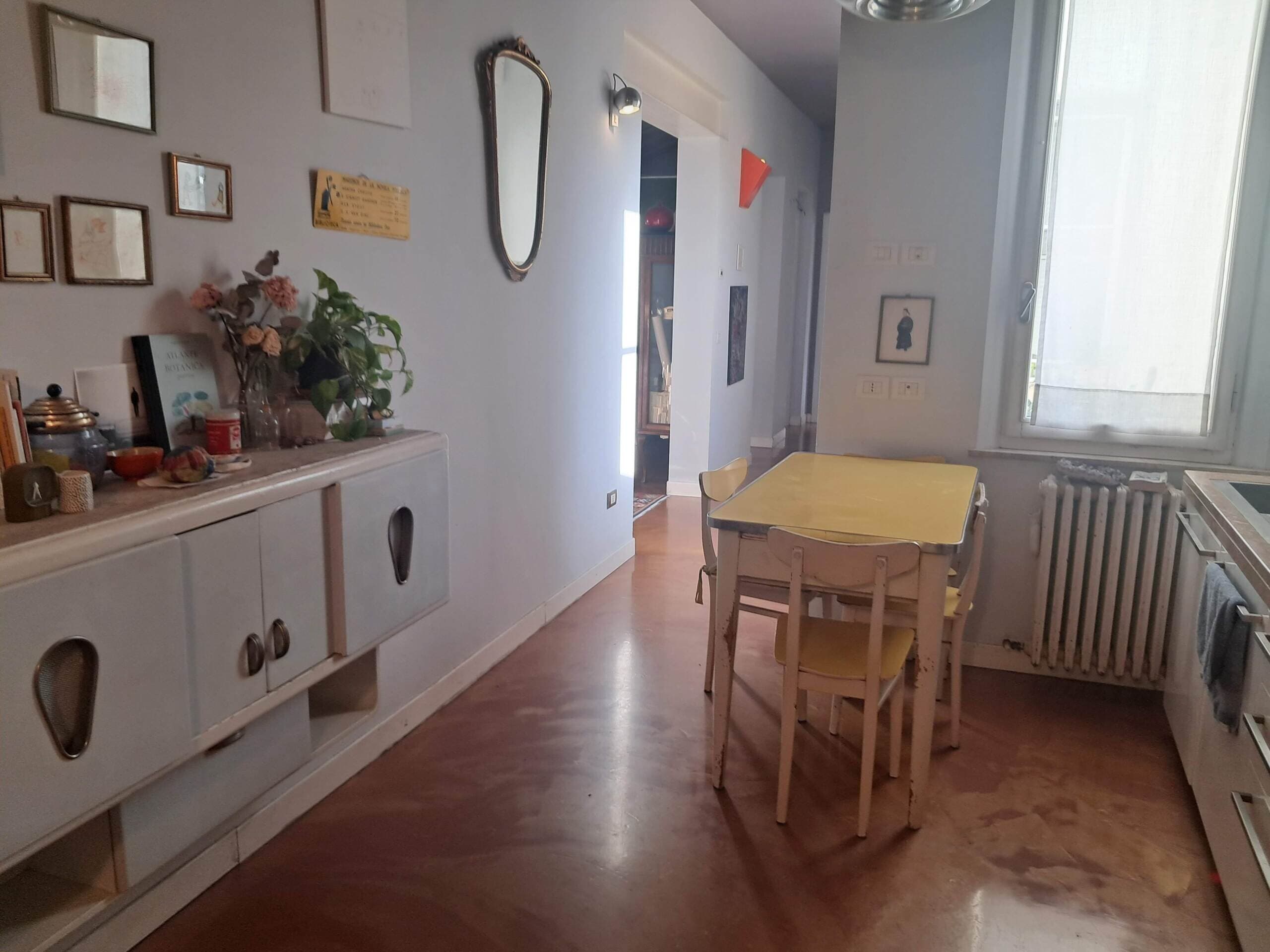 Manuela · Parma · Rif. 355 · foto 2