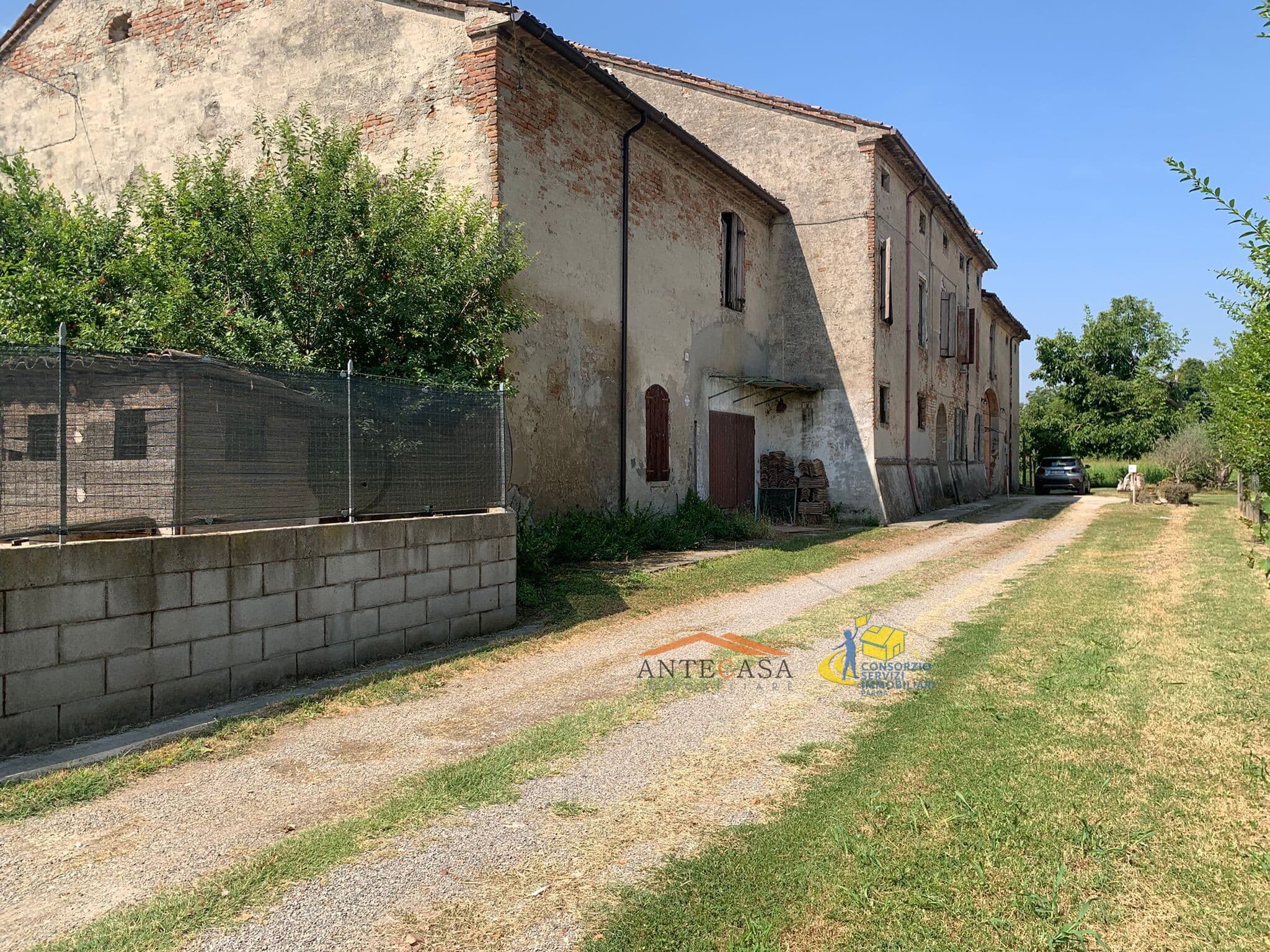 Casale semindipendente da ristutturare · Boretto · Rif. CSL01 · foto 2